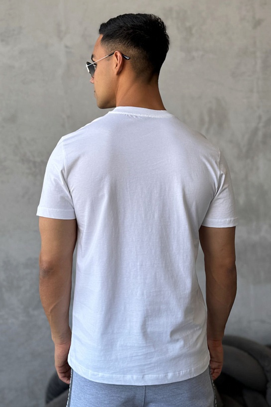 Мужская белая футболка Emporio Armani 7