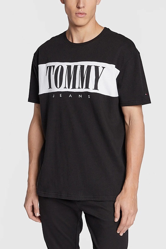 Мужская футболка Tommy Hilfiger чёрного цвета