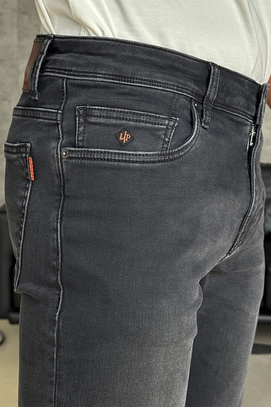 Мужские джинсы Loro Piana чёрного цвета