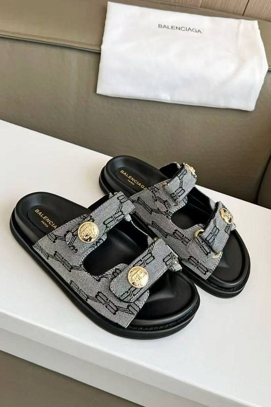 Женские шлёпанцы Balenciaga Jacquard Premium - Grey