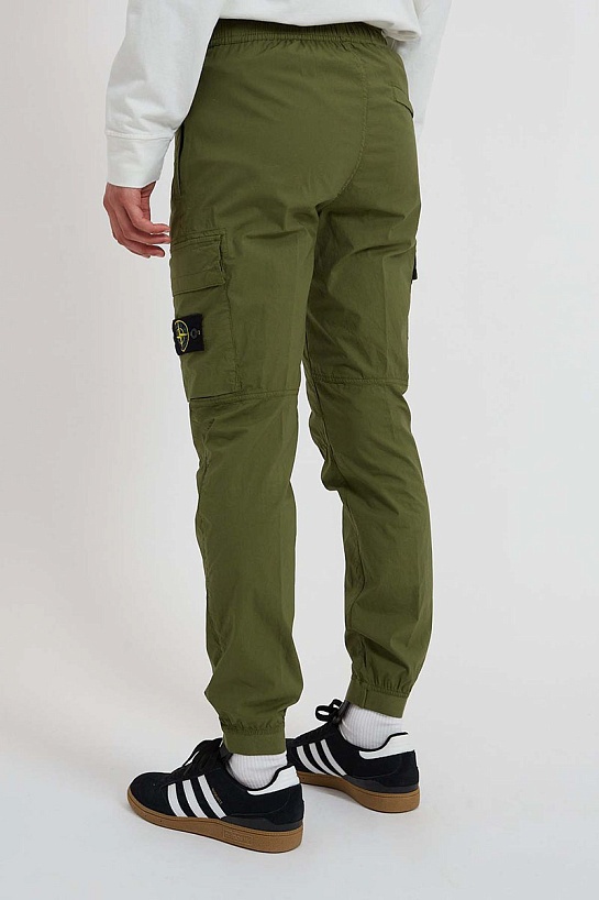 Мужские зелёные джоггеры с патчем Stone Island
