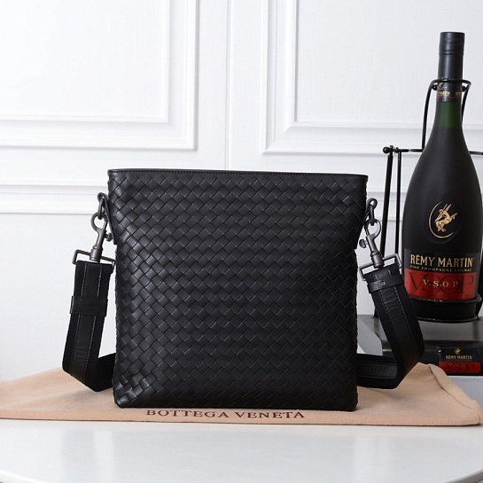 Кожаная сумка Bottega Veneta Premium 30x30x3 см