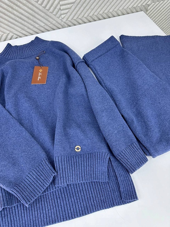 Женский синий костюм Loro Piana Premium