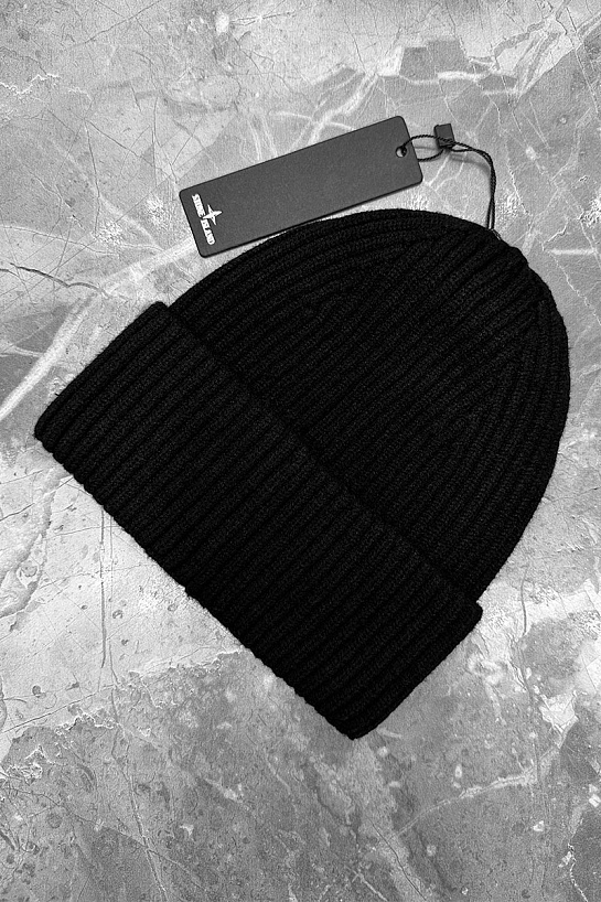 Шапка чёрного цвета Stone Island compass patch