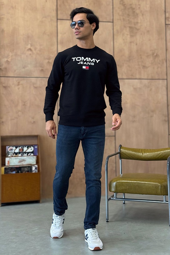 Чёрный свитшот Tommy Hilfiger logo-print