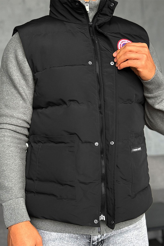 Жилет чёрного цвета Canada Goose logo-patch
