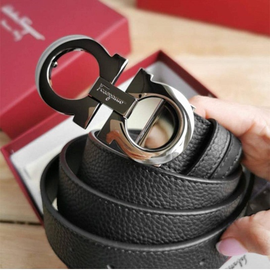 Кожаный ремень Salvatore Ferragamo (длина 100 / 105 / 110 см)