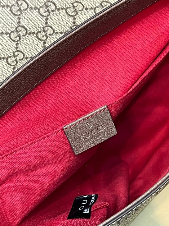 Кожаная сумка-мессенджер Gucci GG Premium 28x20x8 см - Beige