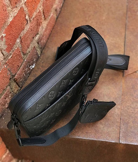 Кожаная сумка Louis Vuitton Duo Messenger Monogram Shadow 25x18 см   