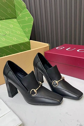 Женские кожаные лоферы на каблуке Gucci Signora Pump premium   