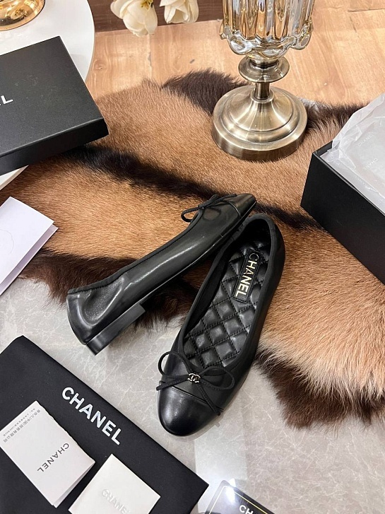 Женские балетки Chanel Flats - Black