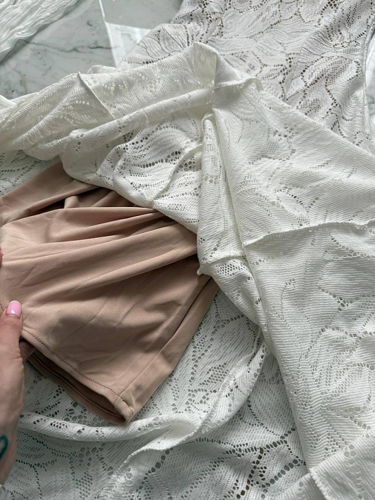 Женское кружевное платье Zimmermann белого цвета