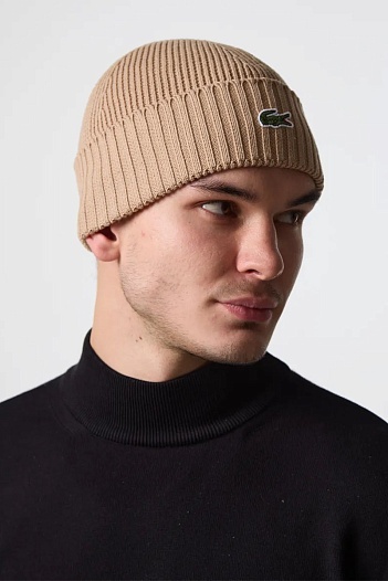 Шапка бежевого цвета Lacoste logo-embroidered   