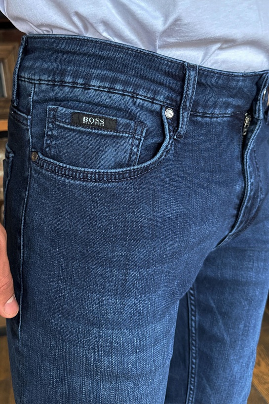 Мужские тёмно-синие джинсы Hugo Boss slim fit