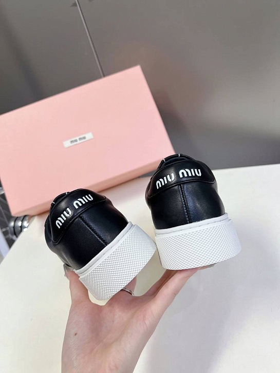 Женские чёрные кроссовки MIU MIU
