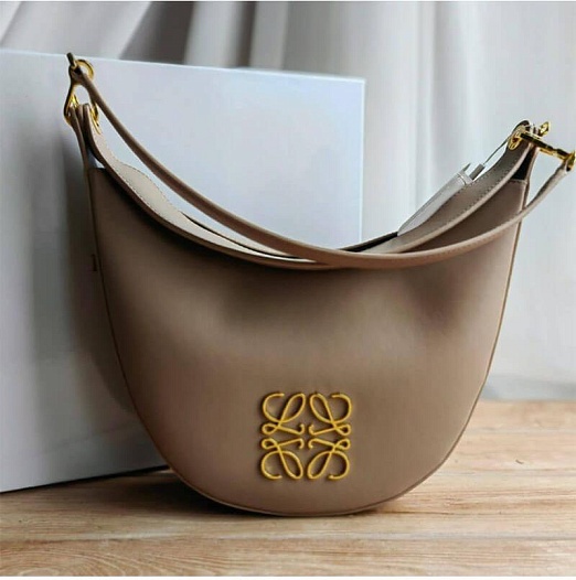 Кожаная сумка Loewe Luna 28x28 см (2 расцветки)   