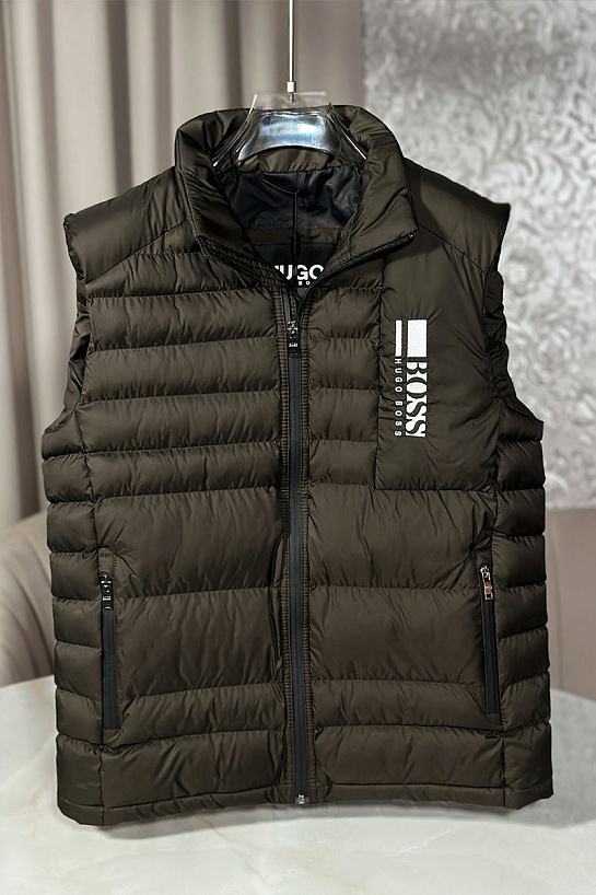 Мужской тёмно-зелёный жилет Hugo Boss