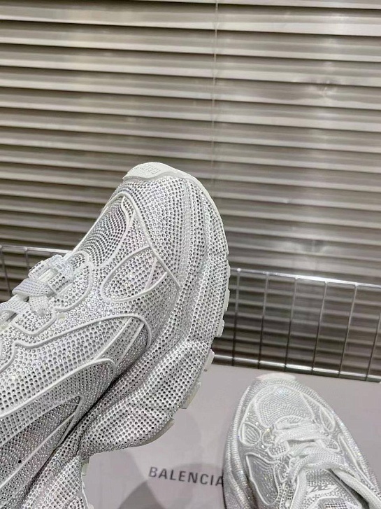 Женские кроссовки Balenciaga 3XL Rhinestones premium