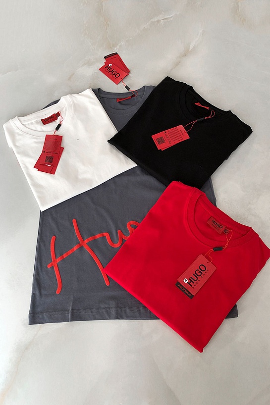 Мужская чёрная футболка Hugo Boss