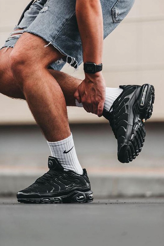 Кроссовки Nike Air Max Plus "Triple Black"