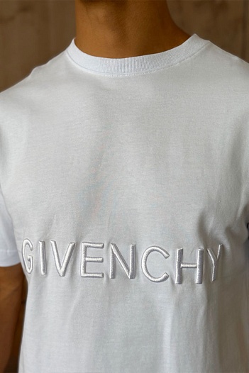 Мужская футболка Givenchy flocked logo - White   