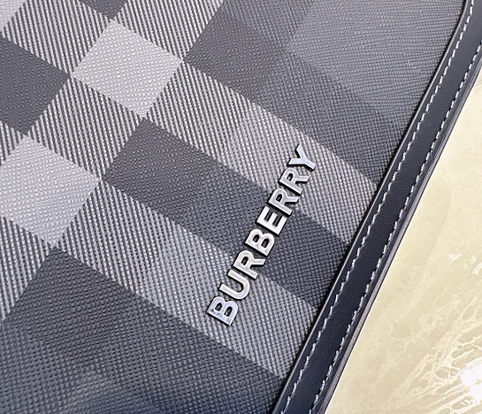 Кожаная сумка Burberry Alfred Premium 25.5x21.5x6.5 см