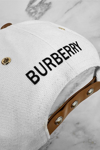 Бейсболка белого цвета Burberry logo-applique   