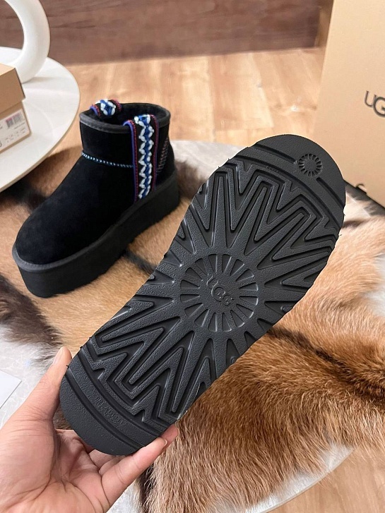 Женские ботинки UGG Ultra Mini Braid Platform - Black