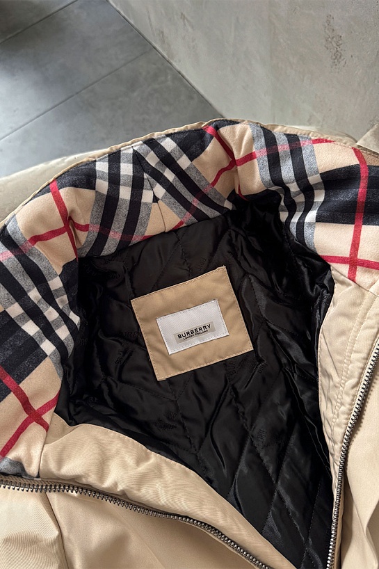 Мужское пальто Burberry бежевого цвета
