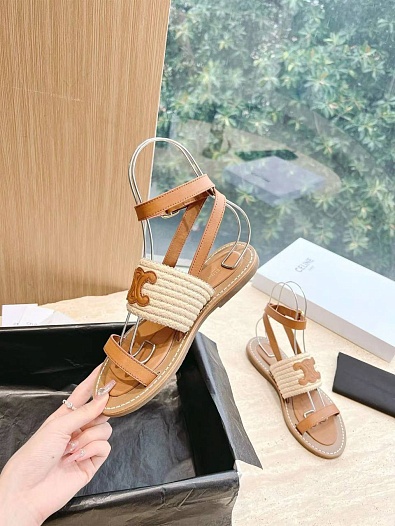 Женские сандалии Celine бежевого цвета   