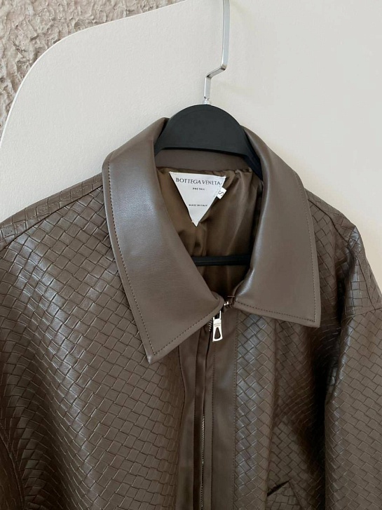 Женская куртка из эко кожи Bottega Veneta