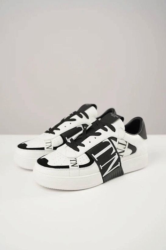 Кожаные кроссовки Valentino VL7N low-top - White / Black