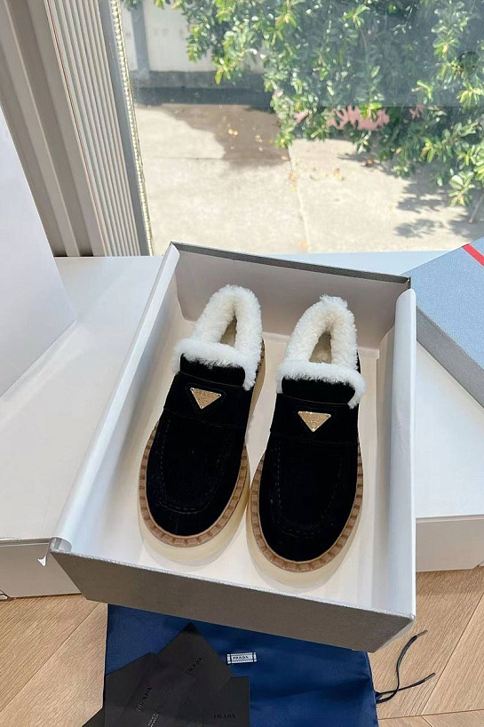 Женские меховые лоферы Prada Suede Premium - Black
