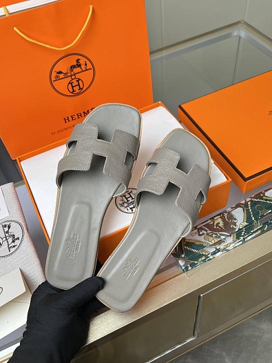 Женские кожаные шлёпанцы Hermes Premium - Grey   
