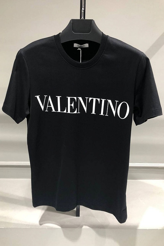 Мужская чёрная футболка Valentino