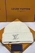 Шапка Louis Vuitton logo-embroidered - White