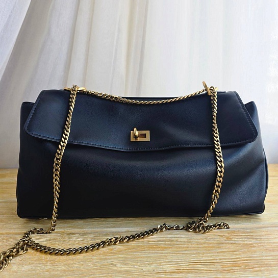 Кожаная сумка Balenciaga Rodeo 34x19 см