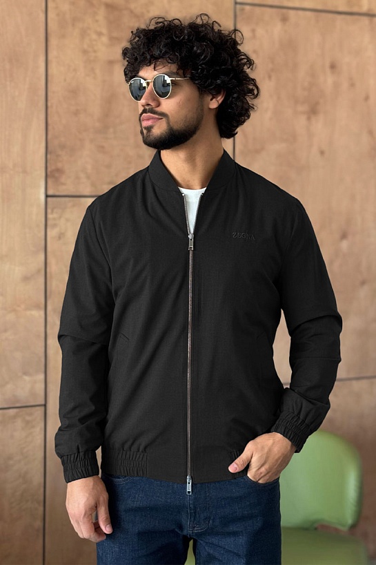 Мужской бомбер Zegna чёрного цвета