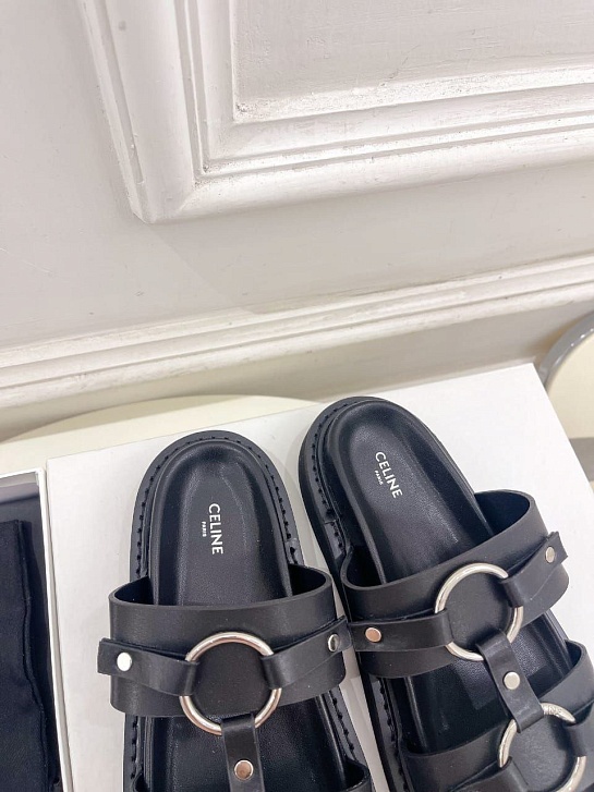 Женские кожаные шлёпанцы Celine Tippi - Black