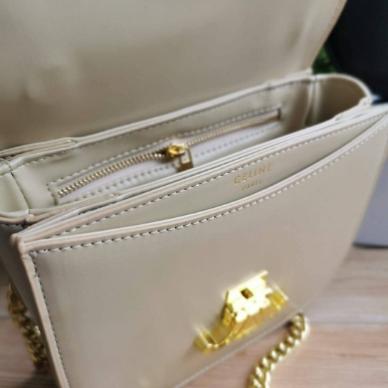 Женская сумка Celine Triomphe 20x16 см