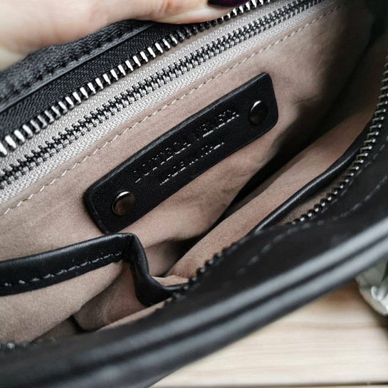 Кожаная сумка Bottega Veneta Intrecciato 28x26 см