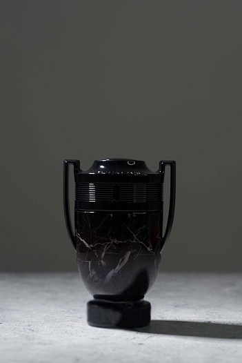 Парфюмерная вода Paco Rabanne Invictus Onyx Collector Edition (100 мл)   