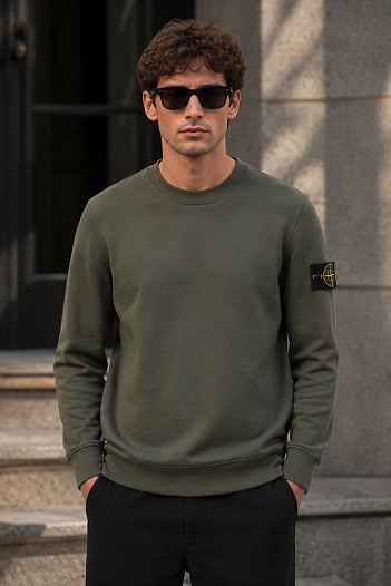 Мужской зелёный свитшот Stone Island с патчем на плече   