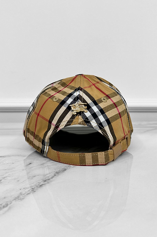 Бейсболка Burberry logo-patch - Black / Beige