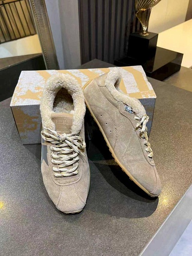 Женские замшевые кроссовки с мехом Golden Goose Super-Star premium   
