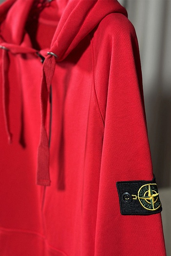 Красная кофта на молнии Stone Island compass-patch   