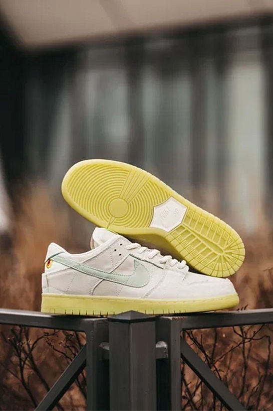 Кроссовки Nike SB Dunk Low "Mummy"