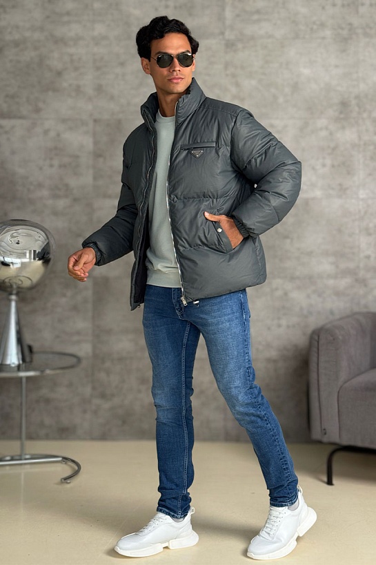 Мужской пуховик Prada logo-plaque - Grey