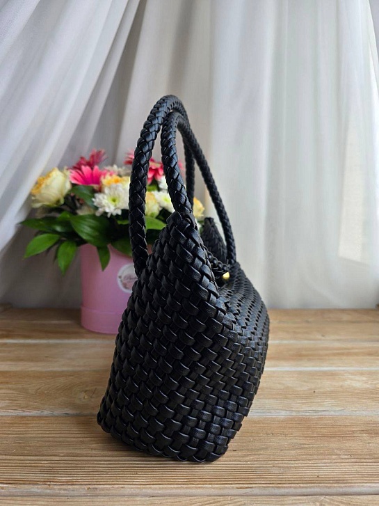 Кожаная сумка Bottega Veneta intrecciato 30x14 см