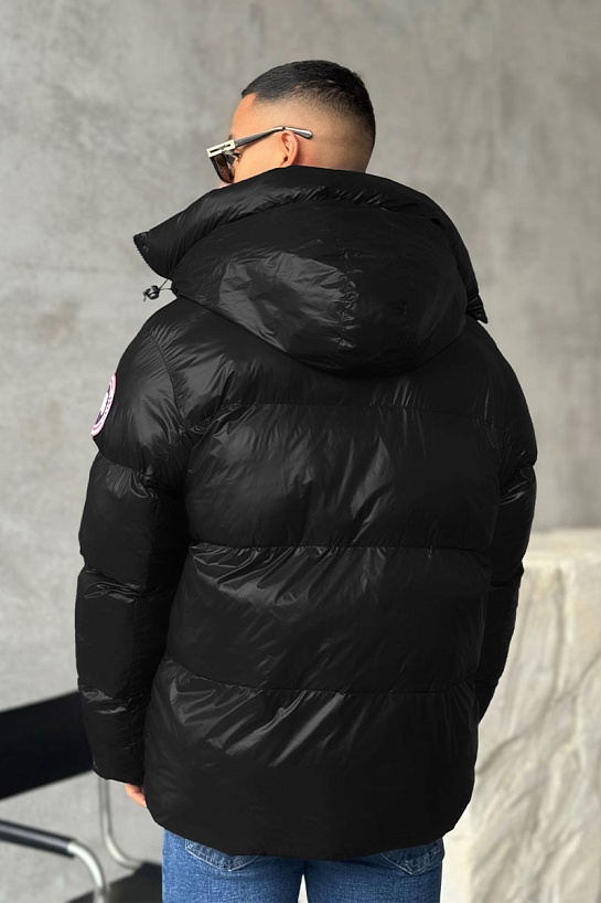 Мужской чёрный пуховик Canada Goose logo-patch